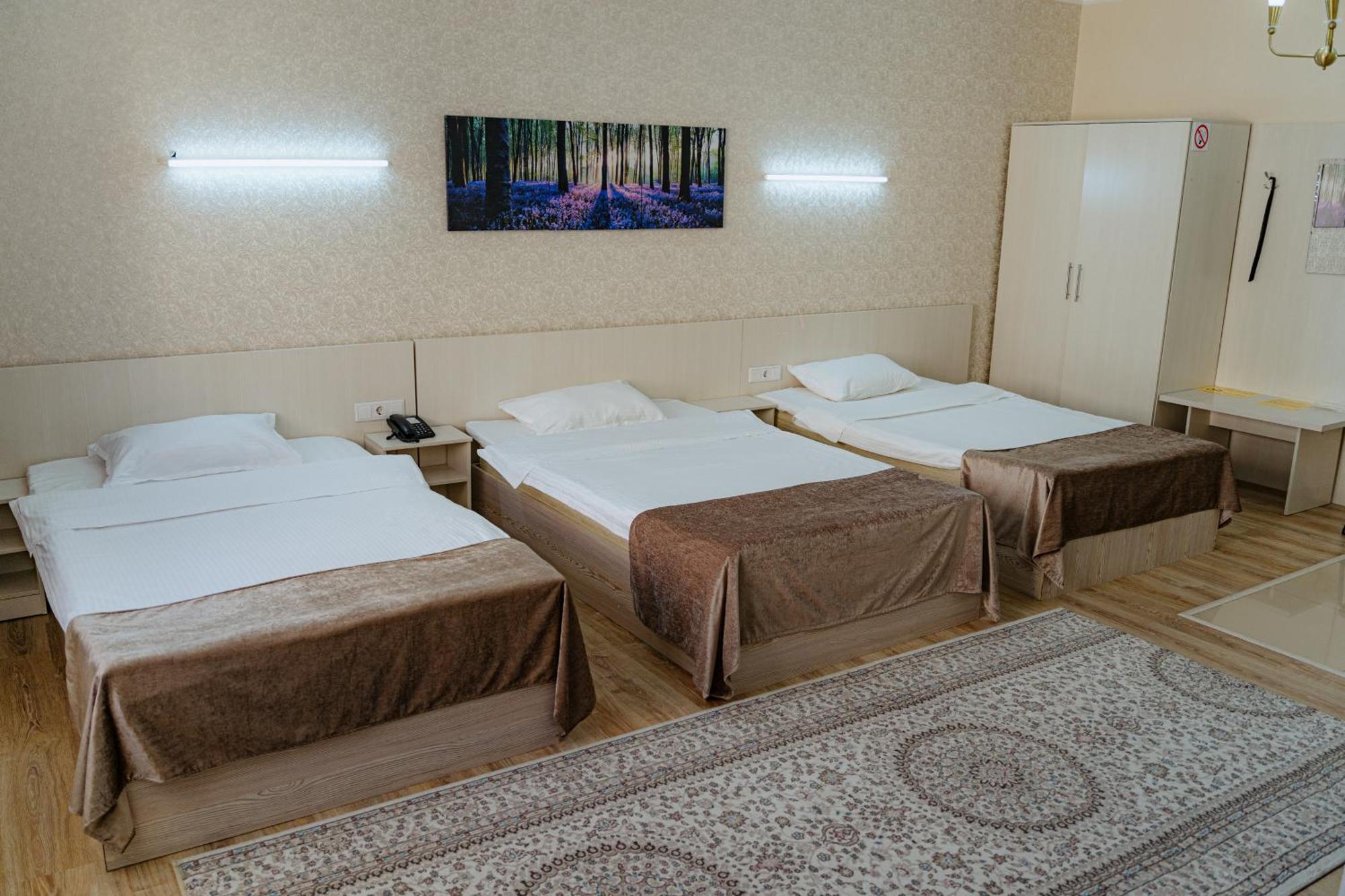 Union Plaza Hotell Astana Eksteriør bilde
