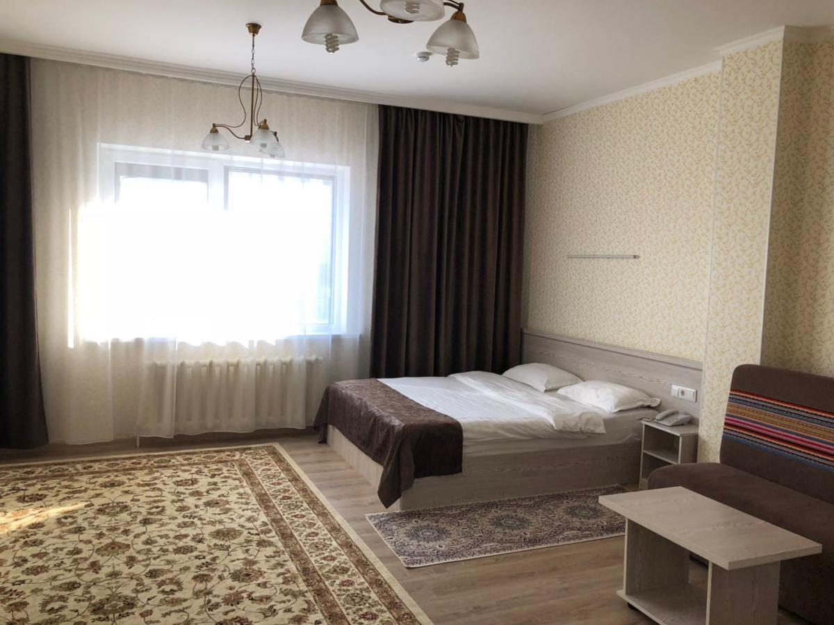 Union Plaza Hotell Astana Eksteriør bilde